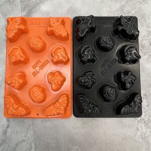 Set Of 2 JELL-O Jiggler Molds Halloween Makes‎ 20 Shapes Total Dessert